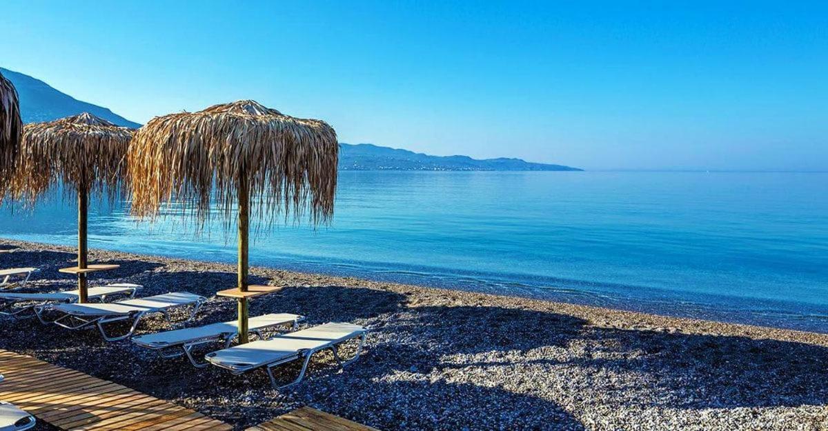 Vicky'S Cozy Nest, Your Home By The Sea Kalamata Exterior foto